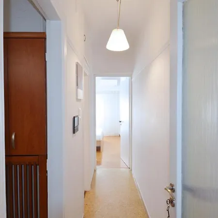 In The Heart Of Next To Metro Apartment Athens